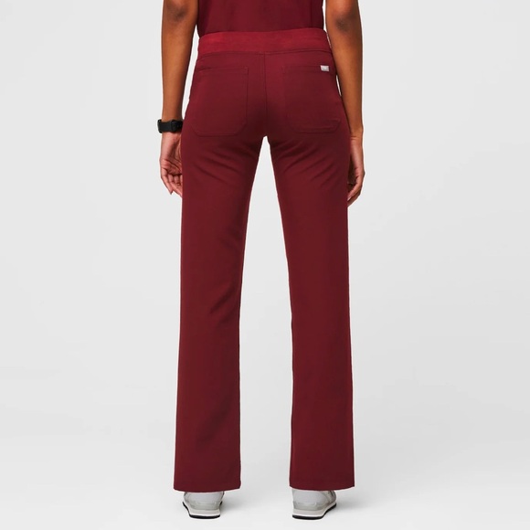 Figs Burgundy Scrub top and bottom - Picture 5 of 9